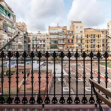 - Eixample 2a Lägenhet